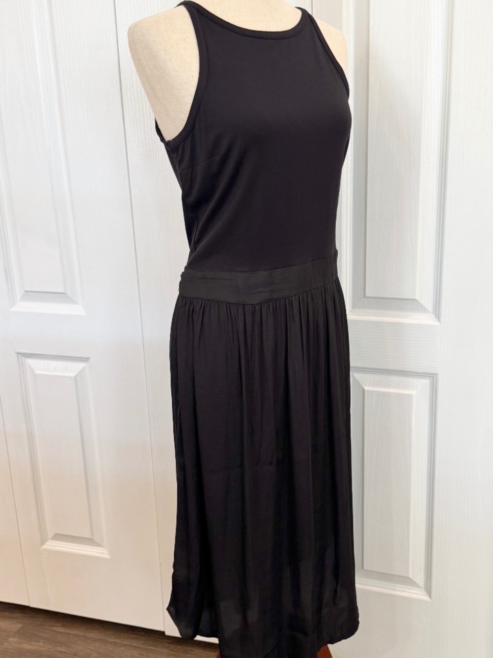 NWOT Women's Size 10 Black Midi by Ann Taylor Loft Sleeveless Tank Dress, Swing